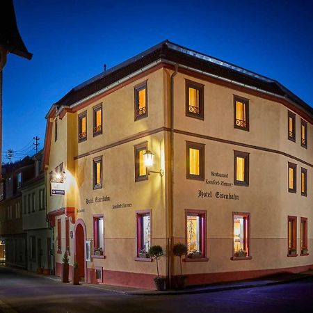Hotel Eisenbahn Карлщат Екстериор снимка